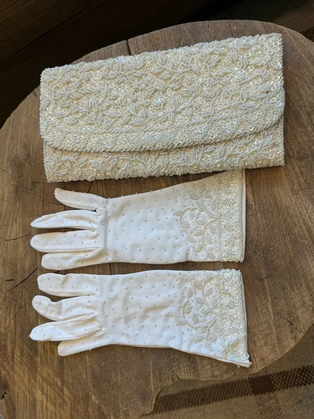 Vtg Weinstock-Hale Beaded Envelope Clutch Seed Beads Gloves White Bridal Evening